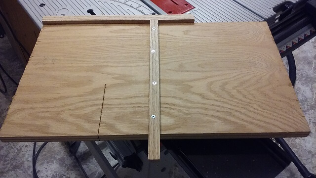 The bottom of the circle cutting jig.