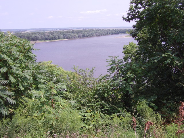 A view of the Mississippi River from the base of the Mark Twain Lighthouse