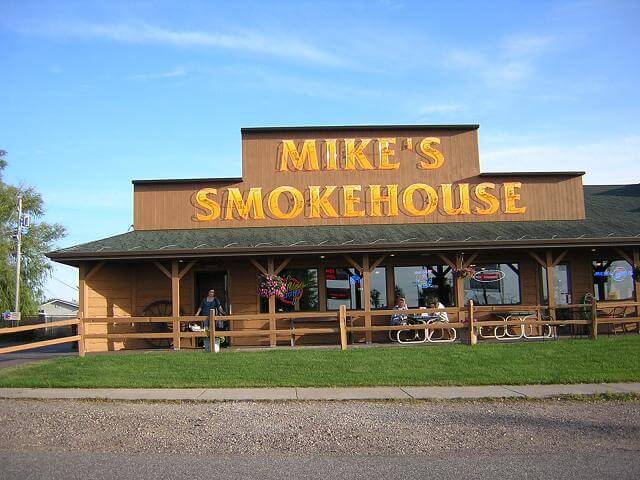 Mike's Smokehouse. An Eau Claire tradition.