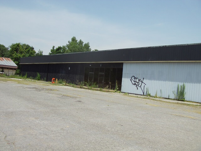 An abandoned building in Cairo, IL.