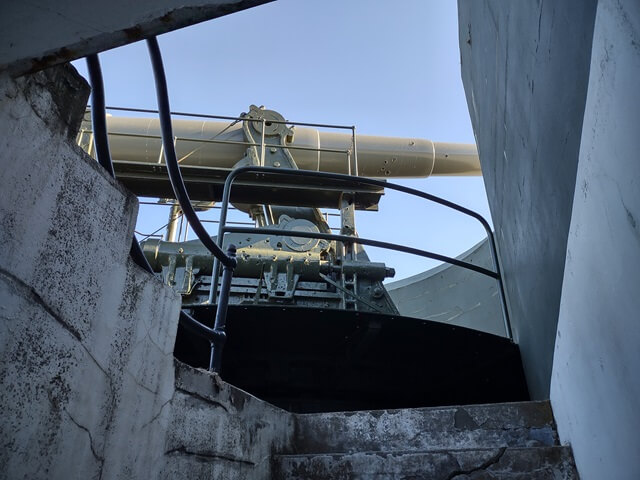 Underneath one of the guns at Battery Worth.