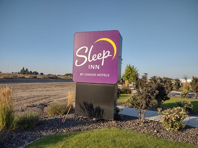 The Sleep Inn hotel in Boardman, OR.