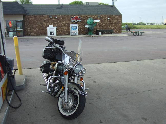 Stopping for gas and breakfast at Blue Earth, MN