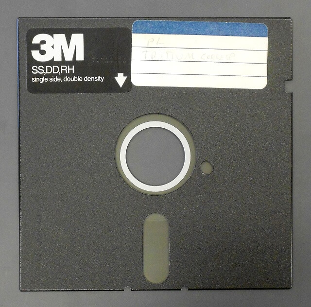 5 1/4 floppy disk