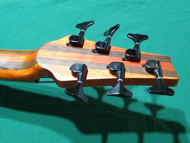 A closeup of the back of the headstock from the right side.