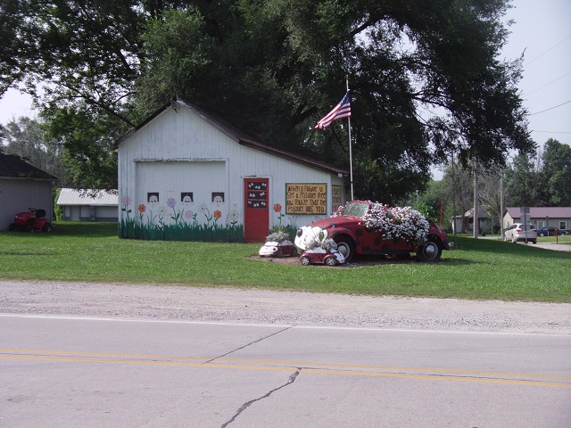 An old Volkswagen which is now a flower planter in Unionville, IA