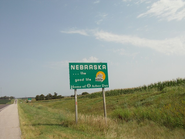 Entering Nebraska just south of Falls City.