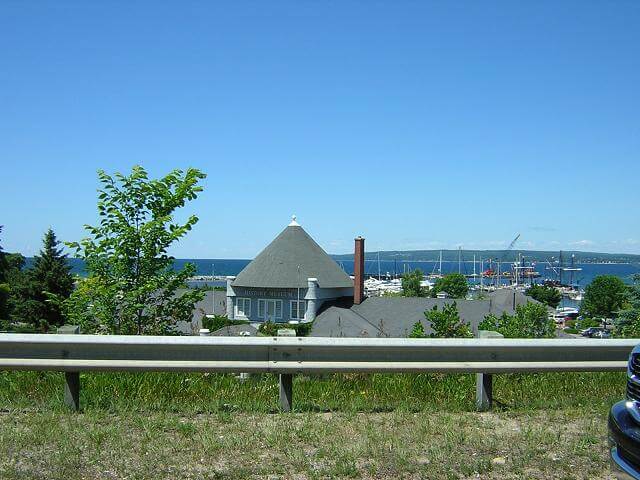A view of Lake Michigan from the lower peninsula.