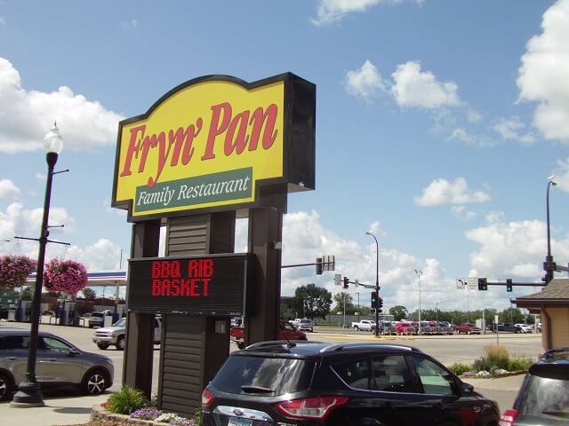 Eating lunch at the Fryin' Pan in Wahpeton, ND.