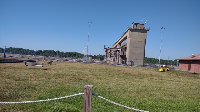 The Newburgh Dam near Evansville, IN.