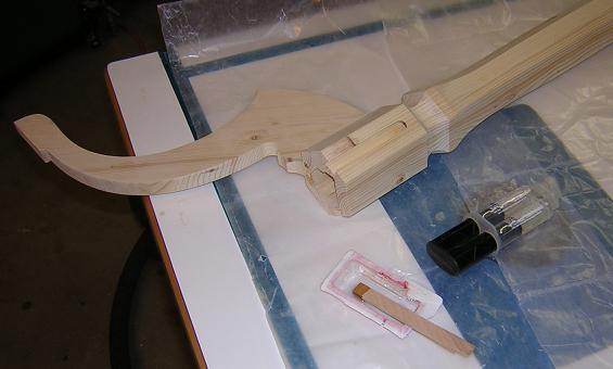 Gluing the legs to the column.